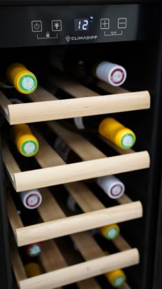 Une cave à vin intégrée,
ce n’est pas juste design 

C’est :
✔️ la bonne température
✔️ une conservation maîtrisée
✔️ une...